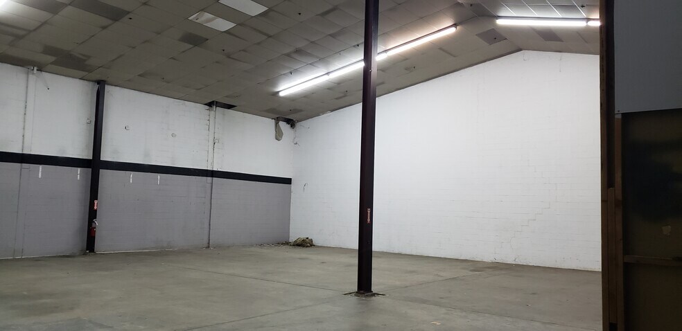 More Photos Of 900 Port Reading Ave, Port Reading Warehouse For Lease