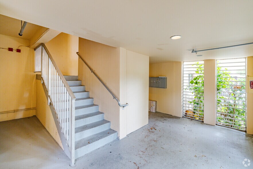 More Photos Of 1553 SW 2nd St, Miami Apartments For Sale