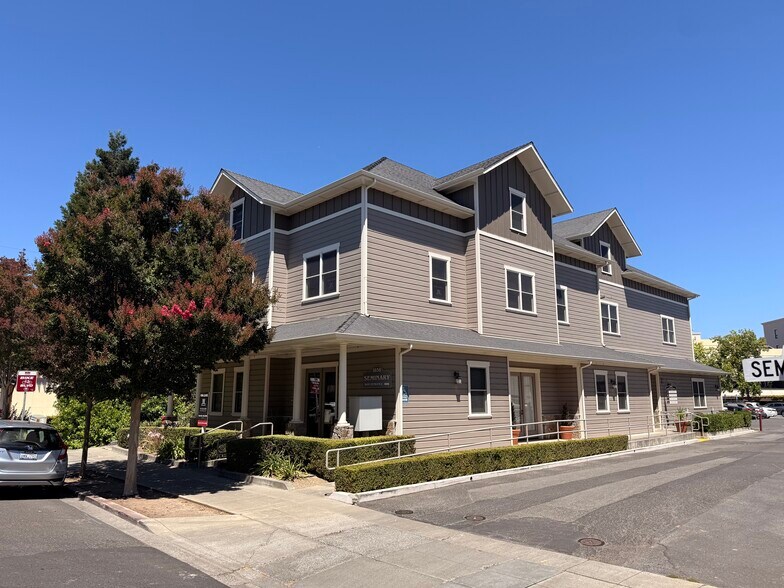 More Photos Of 1030 Seminary St, Napa Office For Sale