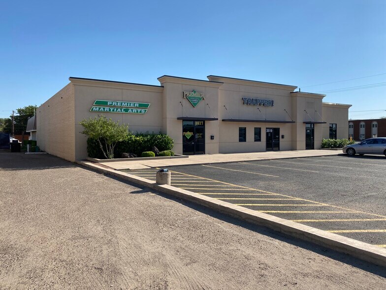 More Photos Of 3517 50th St, Lubbock Freestanding For Sale