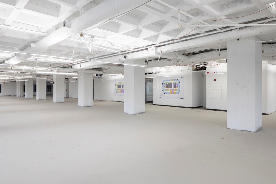 More Photos Of 1500 Market St, Philadelphia Office For Lease