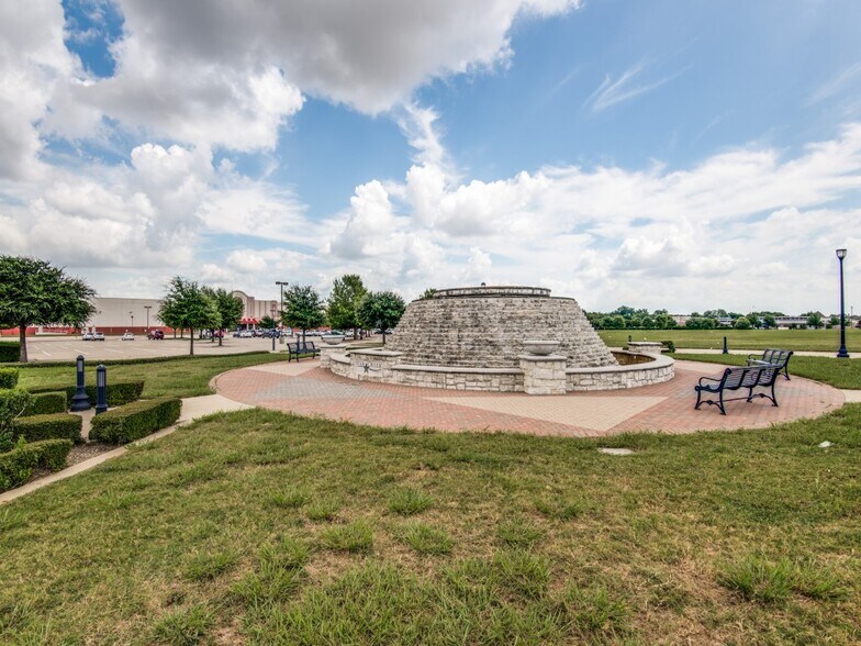 More Photos Of 977 State Highway 121, Allen Land For Sale