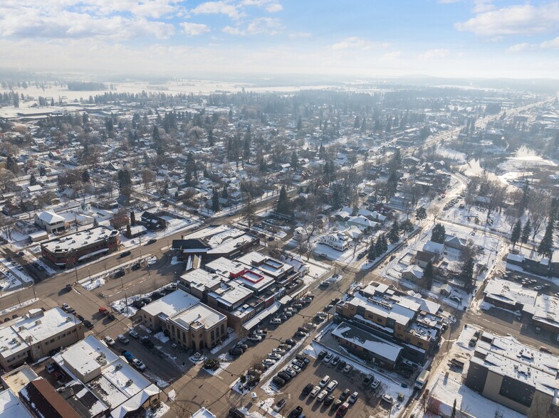 More Photos Of 325 Central Ave, Whitefish Storefront Retail Office For Sale