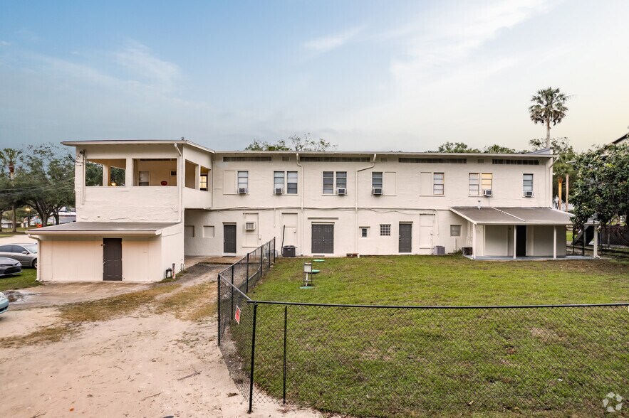 More Photos Of 244 E Graves Ave, Orange City Apartments For Sale