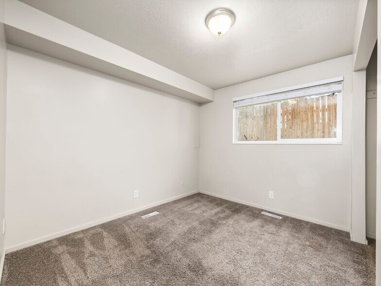More Photos Of 339 S 600 W, Provo Apartments For Sale