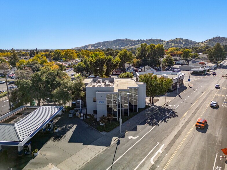 More Photos Of 425 Merchant St, Vacaville Office For Sale