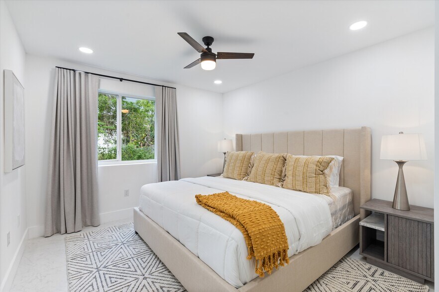 More Photos Of 1212 NW 6th Ct, Fort Lauderdale Apartments For Sale