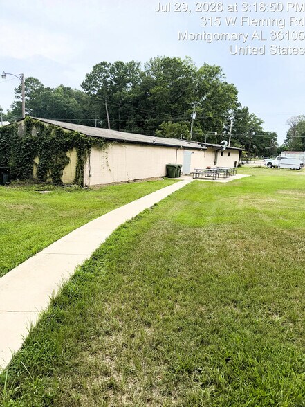 More Photos Of 315 W Fleming Rd, Montgomery Flex For Lease