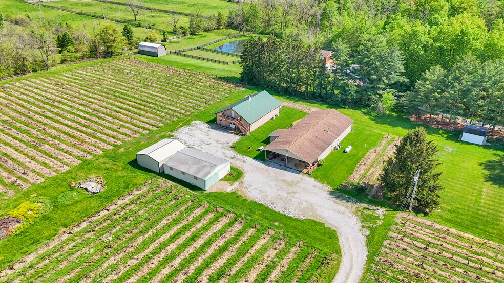 More Photos Of 1900 Winchester Southern Rd, Canal Winchester Winery Vineyard For Sale