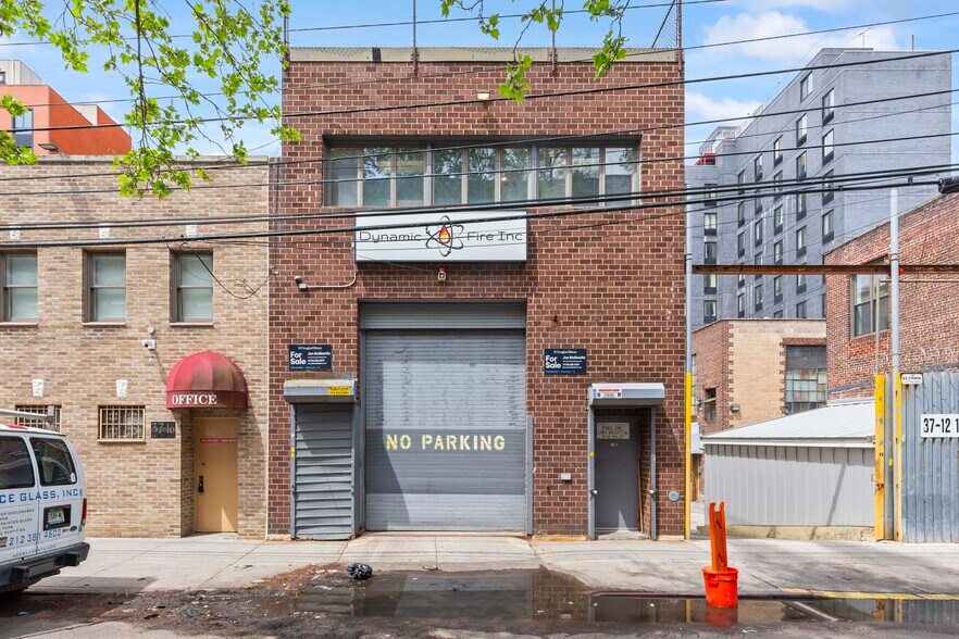 More Photos Of 37-14 13th St, Long Island City Warehouse For Lease