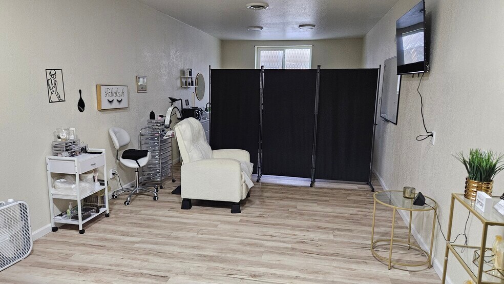 More Photos Of 1029-1045 N El Dorado St, Stockton Office For Lease