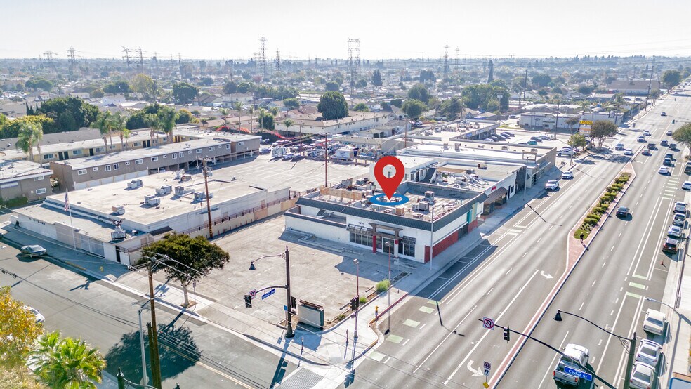 More Photos Of 17800-17812 Bellflower Blvd, Bellflower Restaurant For Lease