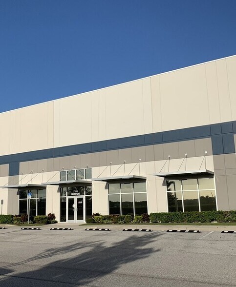 More Photos Of 8010 25th Ct E, Sarasota Industrial For Lease