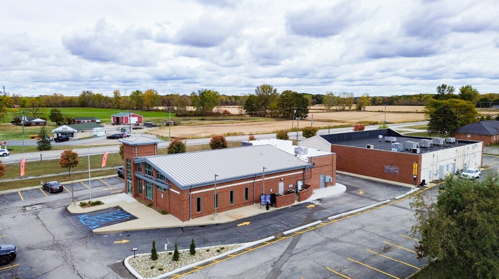 More Photos Of 16700 26 Mile Rd, Macomb Township Bank For Lease