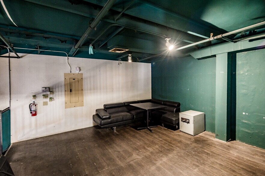 More Photos Of 790 Lake Havasu Ave N, Lake Havasu City Freestanding For Lease