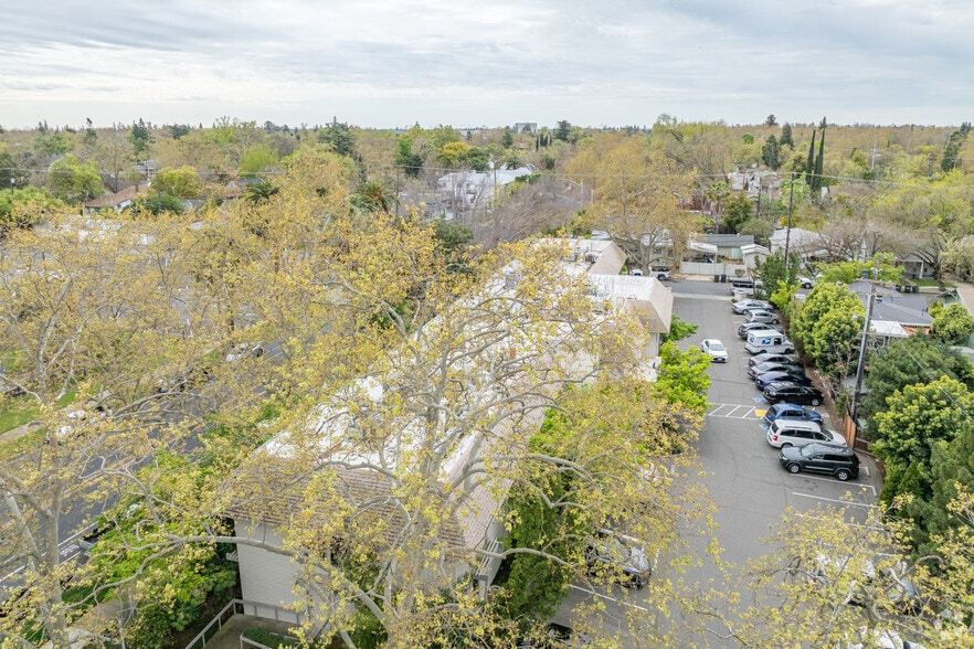 More Photos Of 2650 21st St, Sacramento Medical For Sale