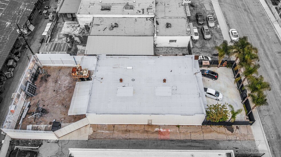 More Photos Of 343 N Clark Ave, Pomona Warehouse For Sale