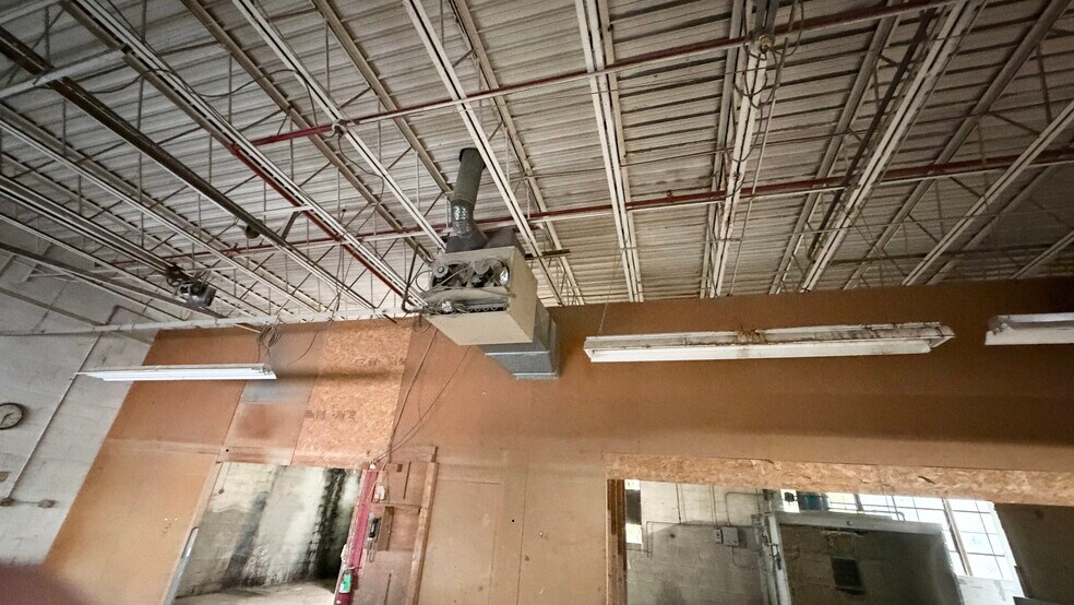 More Photos Of 1300 E 2nd St, Jamestown Industrial For Sale