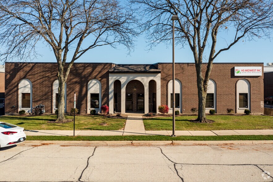 More Photos Of 187-191 Stanley St, Elk Grove Village Warehouse For Lease