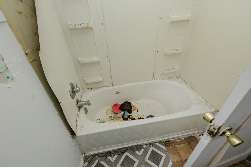 More Photos Of 123 E Madison Ave, Arkansas City Apartments For Sale