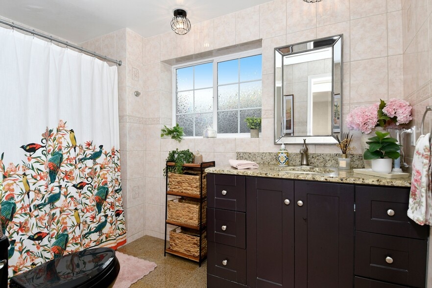 More Photos Of 3911 SE 157th Ave, Vancouver Assisted Living For Sale