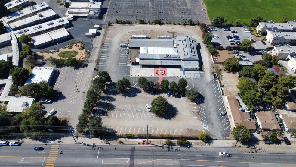 Primary Photo Of 9989 Laurel Canyon Blvd, Pacoima Religious Facility For Sale