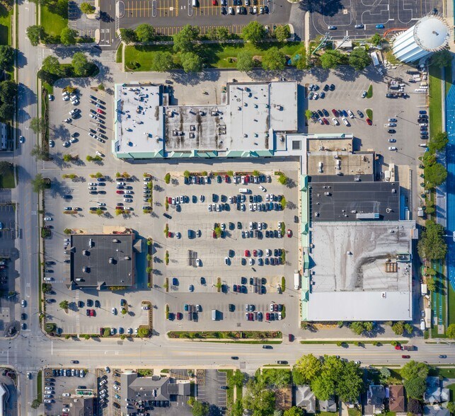 More Photos Of 4700 Gilbert Ave, Western Springs Unknown For Lease