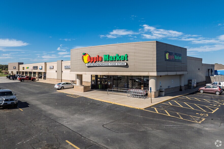 Primary Photo Of 6809 State Highway 14 W, Clever General Retail For Lease