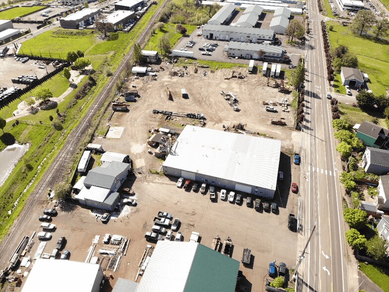 More Photos Of 1205 SE Grace Ave, Battle Ground Warehouse For Lease