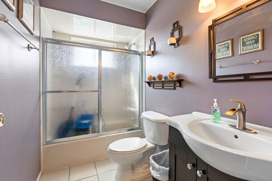 More Photos Of 2749 Hylan Blvd, Staten Island Office Residential For Sale