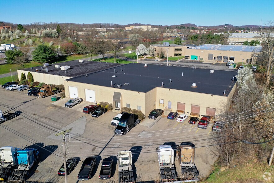 More Photos Of 155 Thorn Hill Rd, Warrendale Distribution For Sale