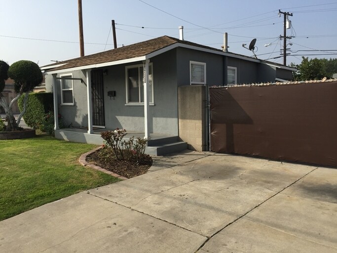 More Photos Of 16221 Garfield Ave, Paramount Warehouse For Sale