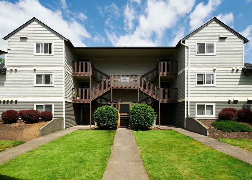 More Photos Of 2231 NE Bridgecreek Ave, Vancouver Apartments For Sale