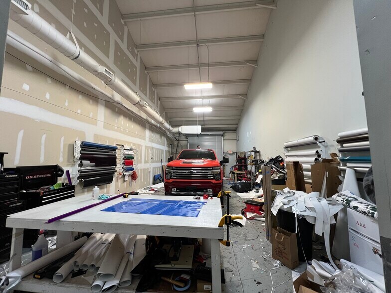 More Photos Of 6983 N Okatie Hwy, Ridgeland Light Distribution For Lease