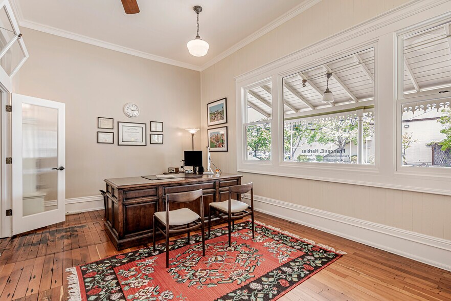 More Photos Of 602 W K St, Benicia Freestanding For Sale