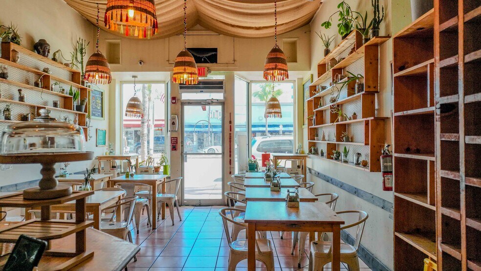 More Photos Of 1342-1354 Washington Ave, Miami Beach Apartments For Lease