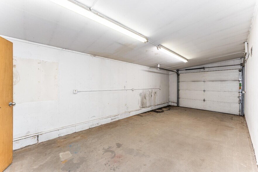 More Photos Of 614 Wild Rice Ave, Lac Du Flambeau Office For Sale