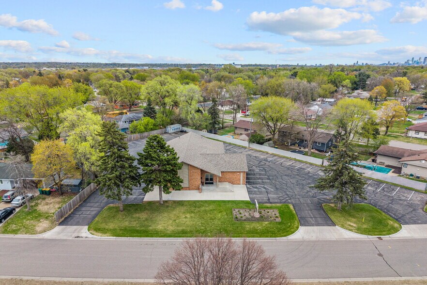 More Photos Of 6206 Lilac Dr N, Brooklyn Center Religious Facility For Sale
