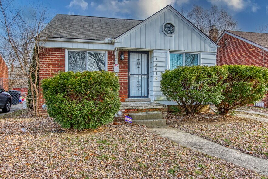 More Photos Of 12014 Duchess St, Detroit Flex For Sale