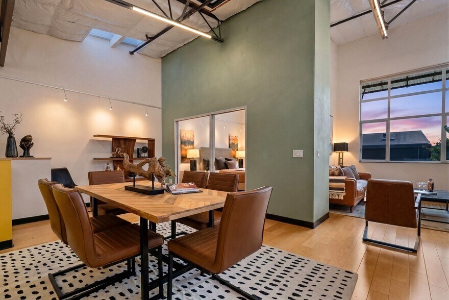 More Photos Of 108 High Rd, Santa Cruz Flex For Sale