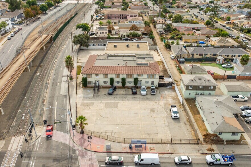 More Photos Of 1011 N Willowbrook Ave, Compton General Retail For Sale