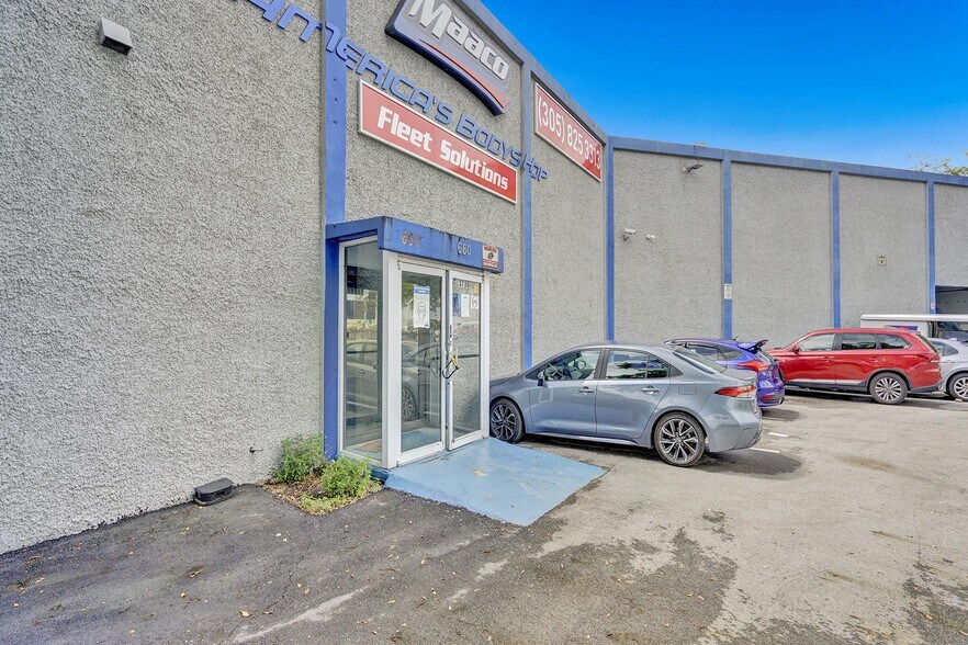 More Photos Of 660 NW 137th St, North Miami Warehouse For Sale