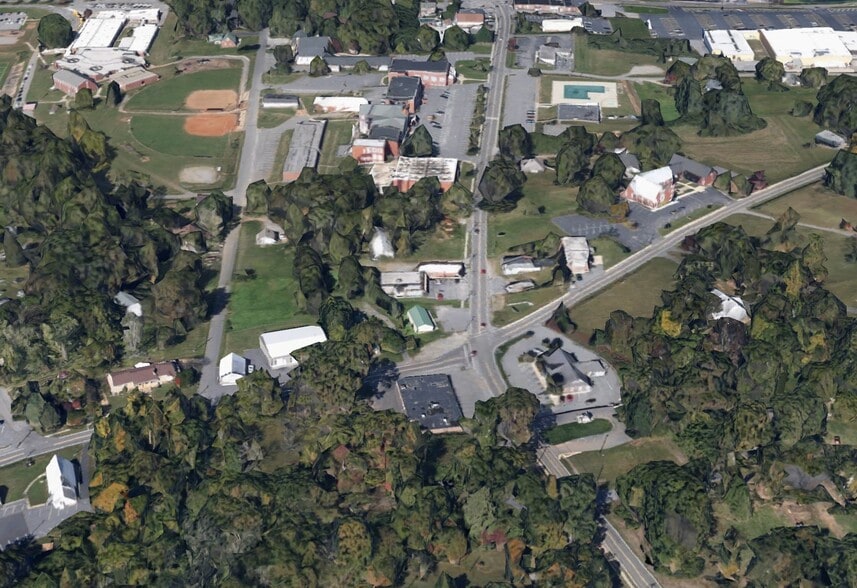 More Photos Of 222 S Center, Connellys Springs Freestanding For Sale