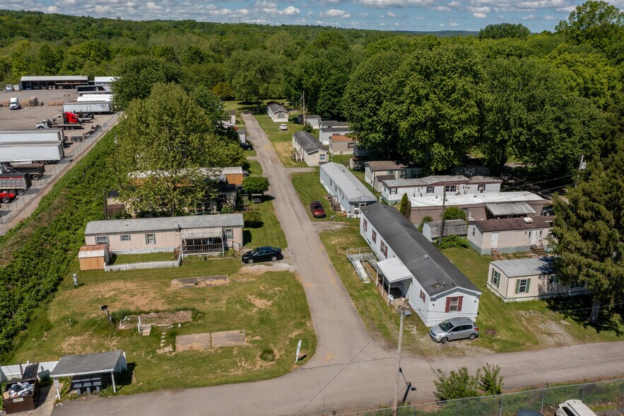 More Photos Of 3472 Sharon Rd, West Middlesex Manufactured Housing Mobile Home Park For Sale