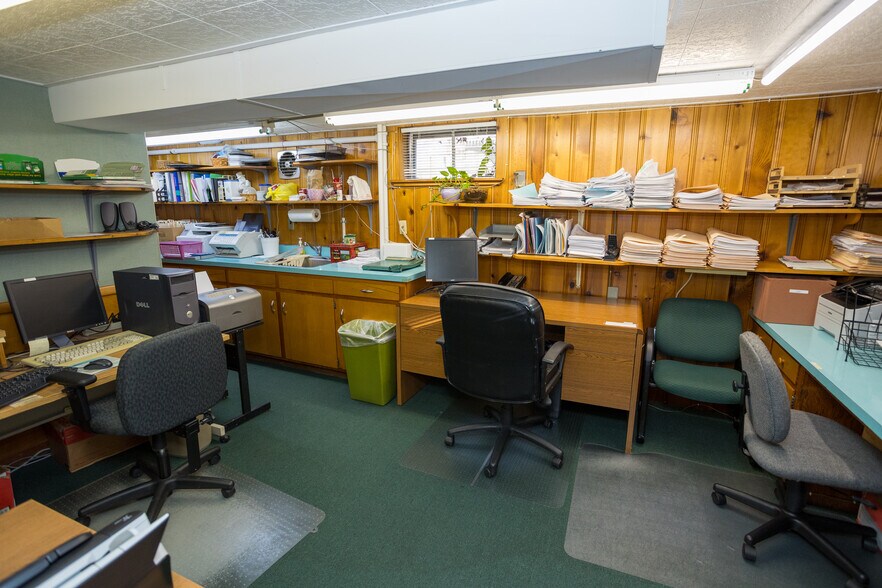 More Photos Of 73 Amboy Ave, Metuchen Medical For Sale