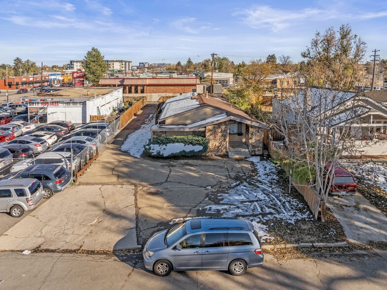 More Photos Of 1454 Tamarac St, Denver Flex For Sale