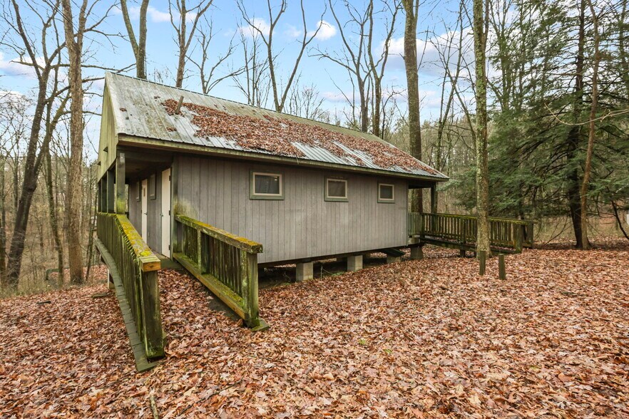 More Photos Of 5734 Durbin Rd, Bellville Specialty For Sale