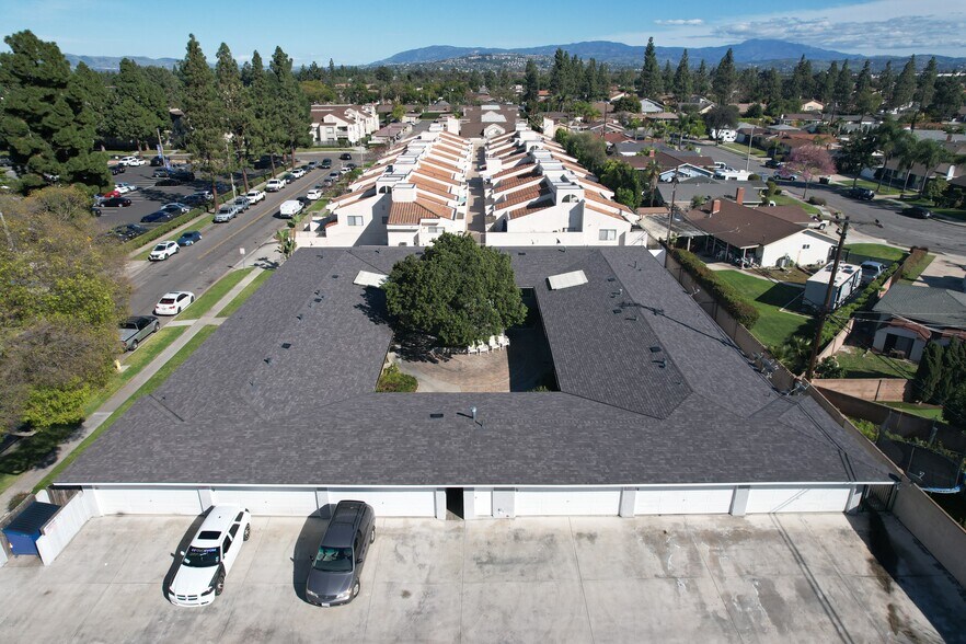 More Photos Of 2228 E Westport Dr, Anaheim Apartments For Sale