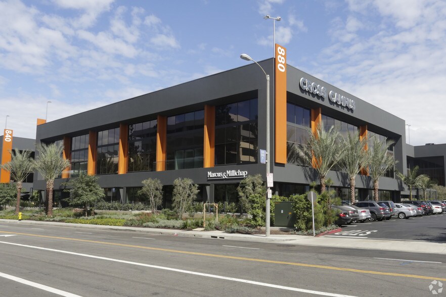 More Photos Of 840 Apollo St, El Segundo Coworking Space