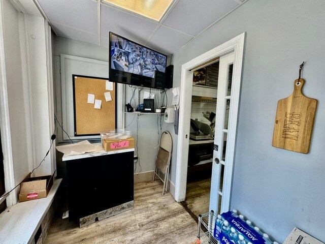 More Photos Of 410 Lake Ave, Saint James Freestanding For Sale